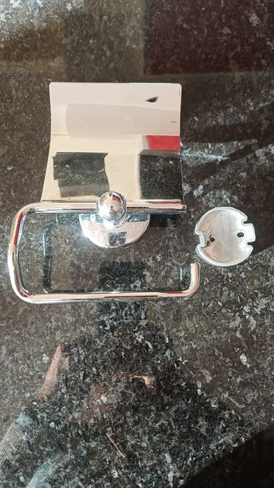 Prateleira, suporte para toalha e para papel higiénico  em aço