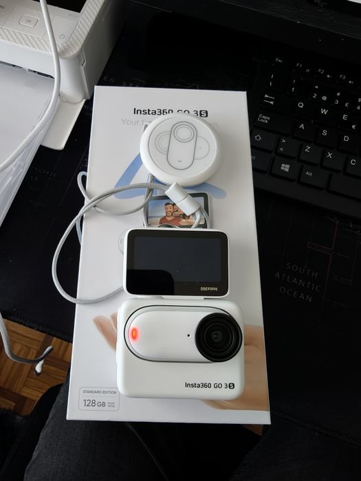 Insta360 go 3s branca