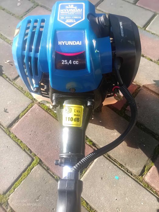 Бензогазонокосарка Hyundai