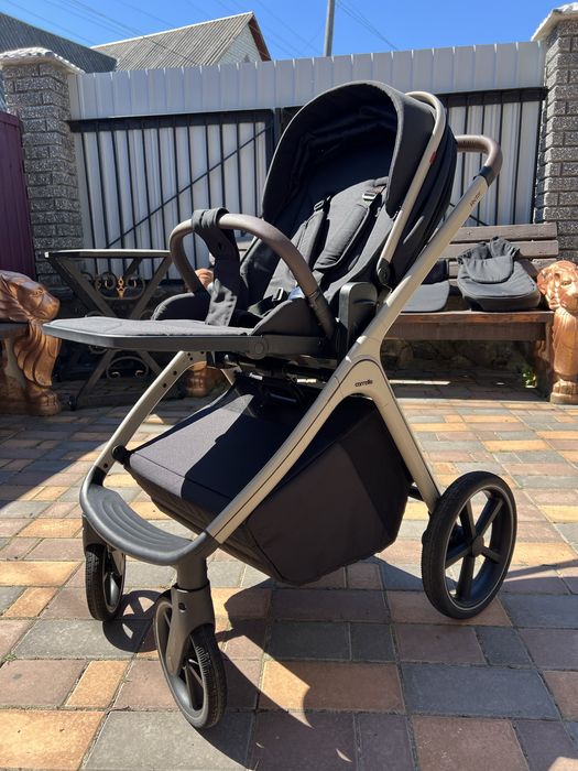 Продам коляску Carrello Vector 2в1