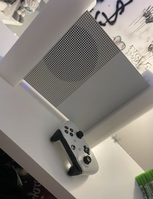 PROMOCJA (1.05) XBOX ONE S - 1TB - (GTA V RDR2) + 9 gier