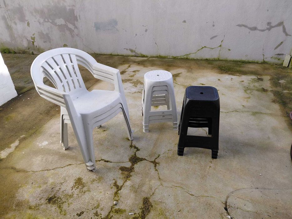 Espreguiçadeira e bancos exterior