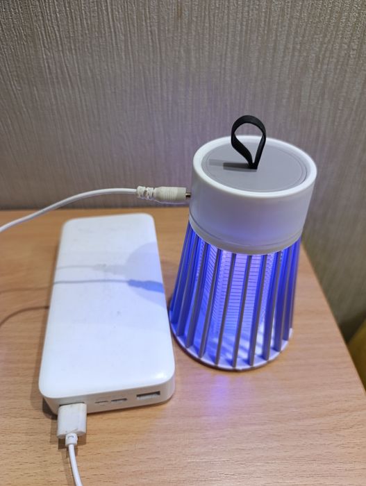 Антимоскітна лампа від комах