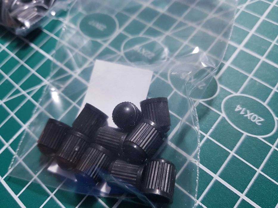 Kapturek (Nakrętka) Wentyla samochodowego 5 szt