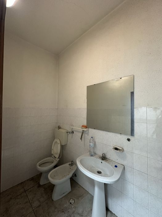 Espaço comercial em Caneças e Ramada | 120 m² | Potencial T2+