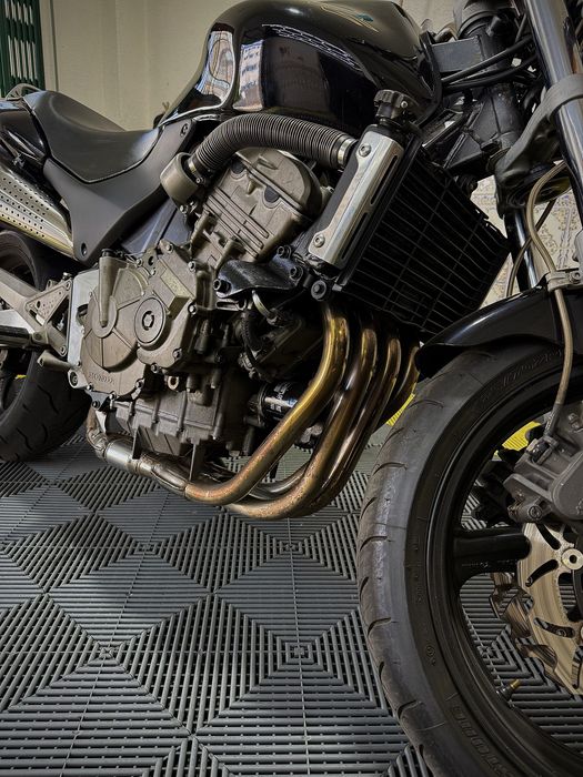 Honda Hornet 600 – Ano 2000 | Excelente Estado | Toda Revisionada