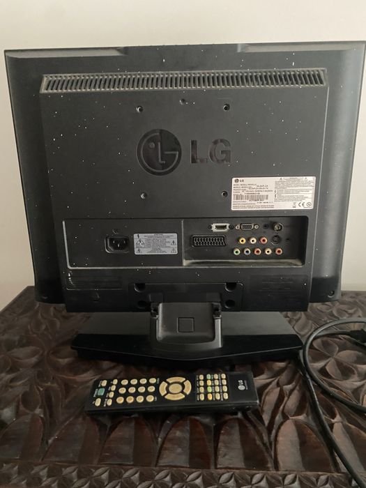 Televisão preta LG