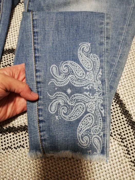 Джинси нові розмір 30