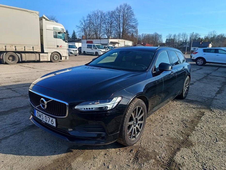 Volvo V90 2.0 benzyna 254 kM 2018 rok automat BOGATE wyposażenie