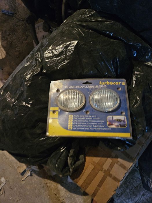 Pneu novo uniroyal 205/50/17 novo, home cinema, farois de nevueiro para opel astra sport de 1988.