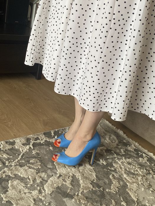 Біла сукня в горох The lace