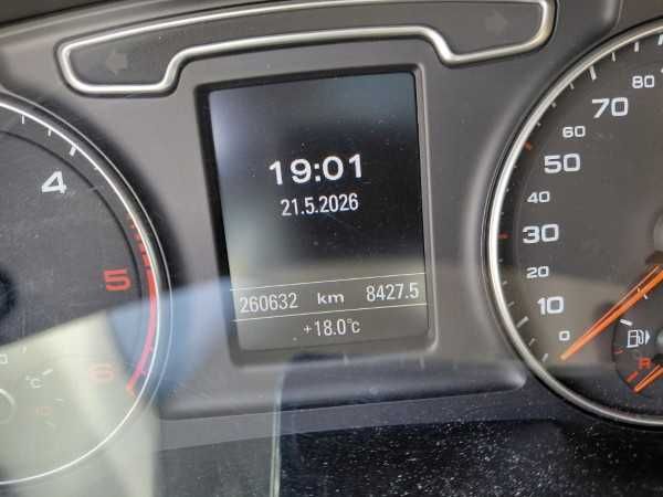 Audi Q3 2.0 TDI quattro, 2014