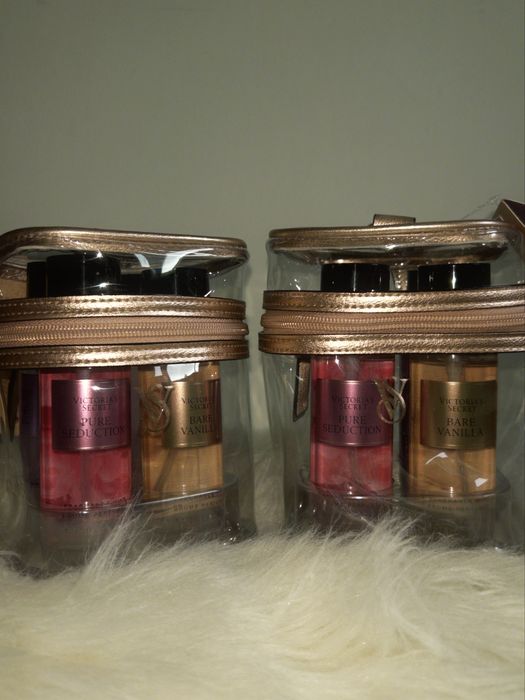 Парфумований набір Вікторія Сікрет + косметичка