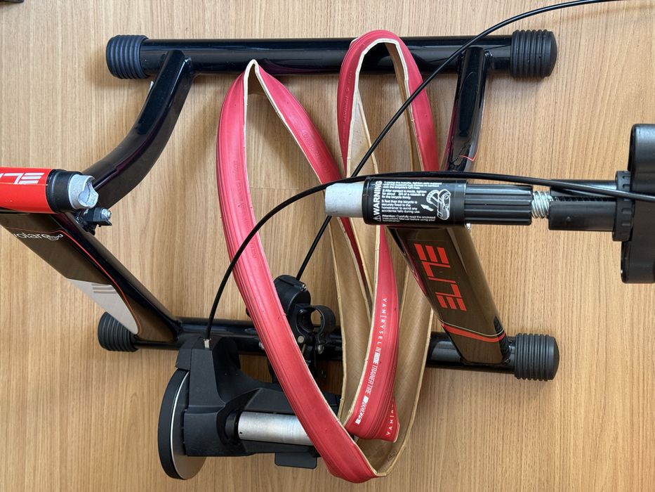 Rolo de Treino Bicicleta Elite Volare Mag Speed + Pneu Indoor Van Rysel