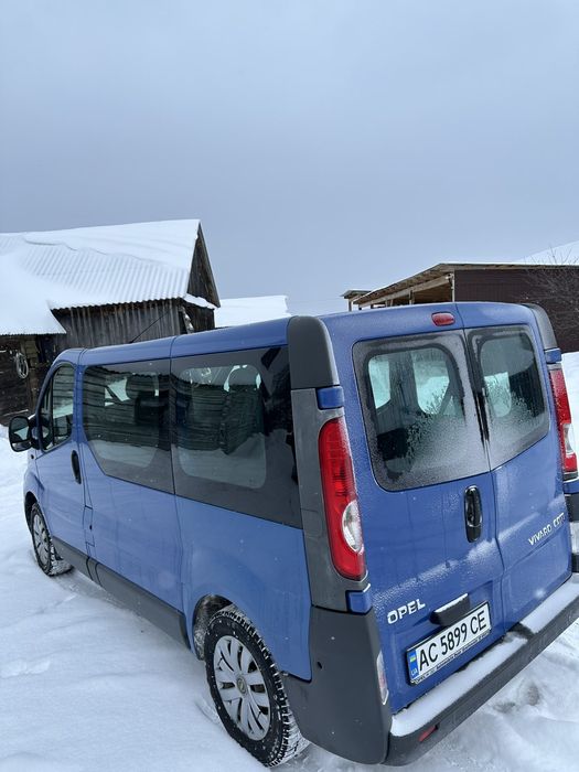 Опель віваро 2.0