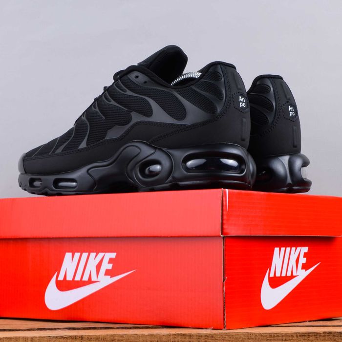 (1935) Чоловічі Кросівки у стилі Nike Air Max TN чорні (36-45)