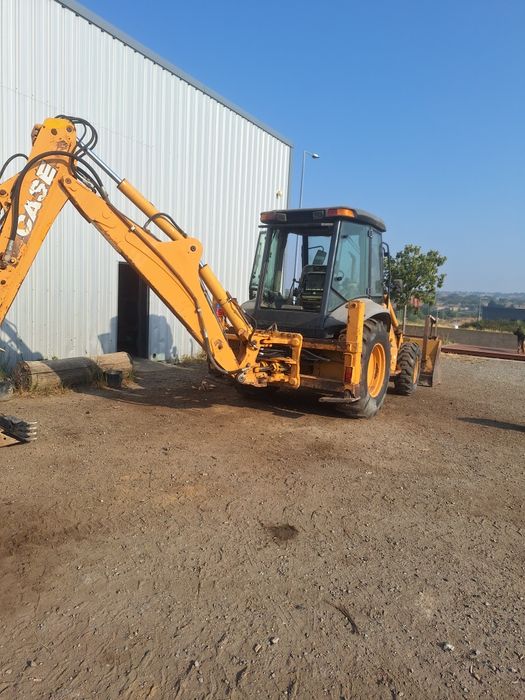 Case super r de 2005 com matrícula extensível pneus novos circuito de martelo garfos