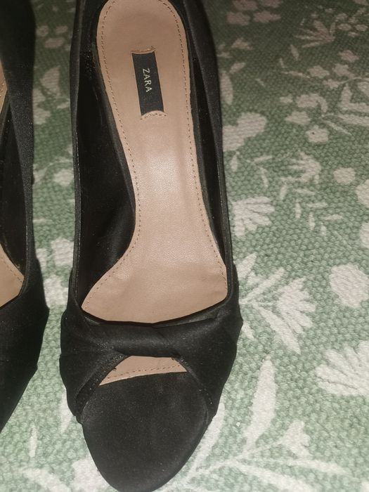 Sapatos cetim Zara pretos 37