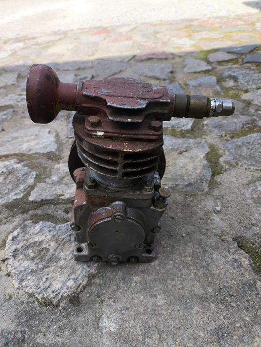 Kompresor, sprężarka prl ursus star