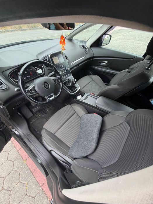 Renault Grand Scénic 1.5 dCi 110cv Business – 2017 | 7 Lugares | Caixa Manual