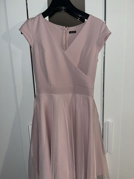 Elegancka sukienka idealna na komunię,chrzest, ślub rozm 36