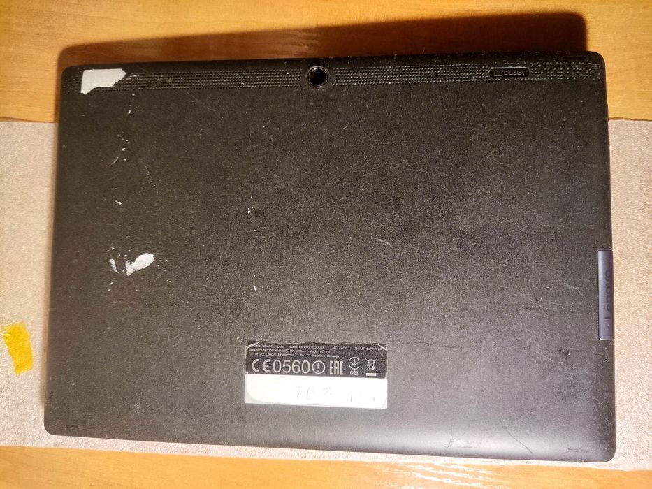 Планшет Lenovo TB3-L70L (рабочий, под восстановление)