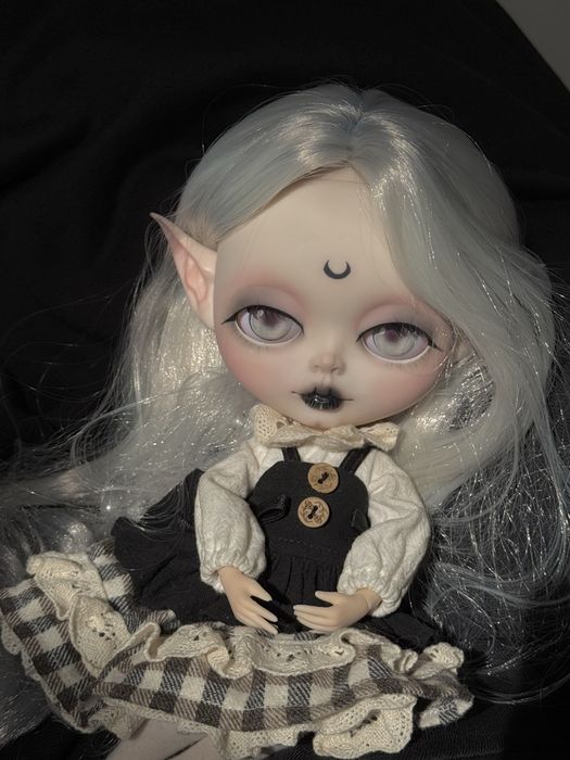 Customowa lalka Blythe w stylu Witchy / Gothic