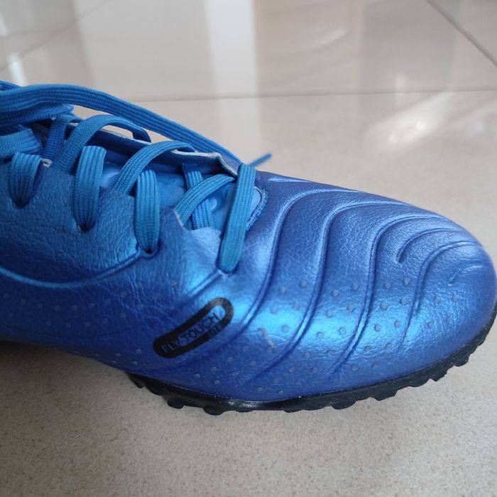 Buty piłkarskie turfy NIKE 42/26,5cm