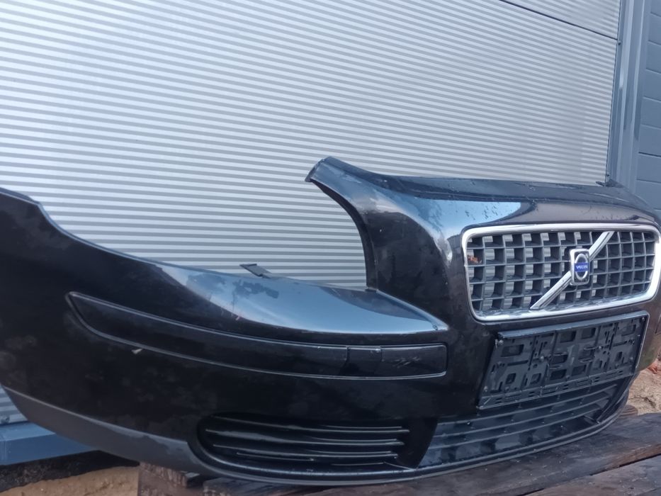 Zderzak przód volvo v50 S40 II  04-07r czarny  452-26  Grill halogeny
