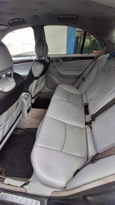 Mercedes-Benz C-Class 2001 VIN WDB2030451A107424 фото оголошення 7 з 8