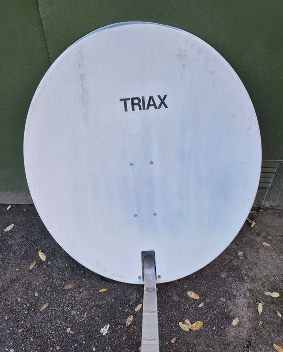 Супутникові антени TRIAX