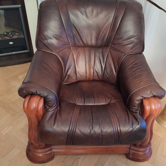 Kanapa, wersalka rozkładana  skóra  naturalna