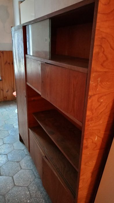 Szafa- biblioteczka na sprzedaż