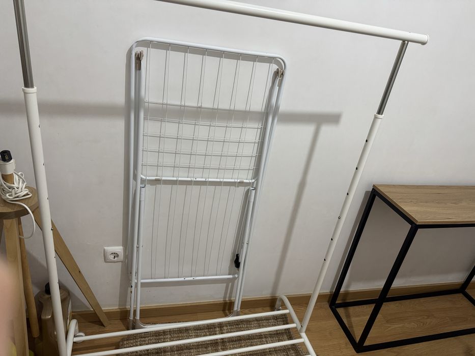 Cabideiro ikea semi novo