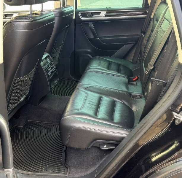 2015 Volkswagen Touareg V6 Executive