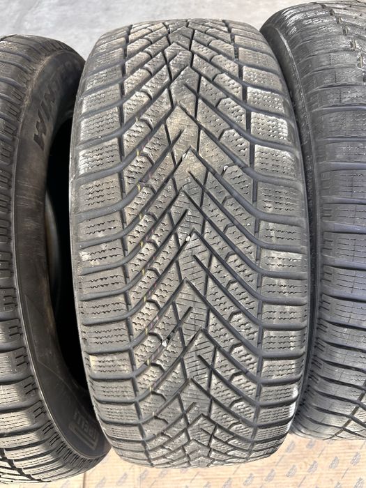 Резина зимная.   Pirelli.   235.55.19   Britain