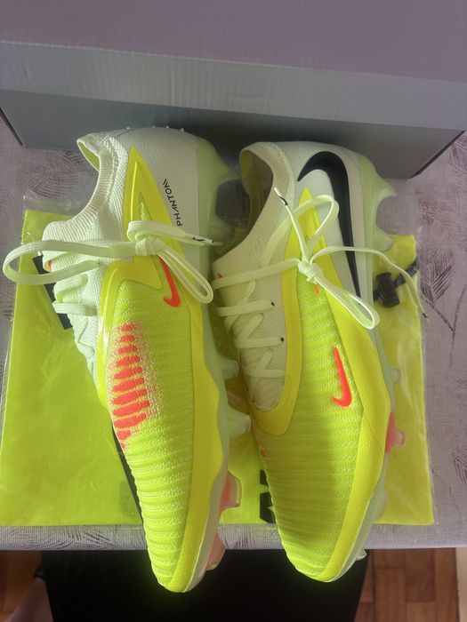 nike phantom luna elite