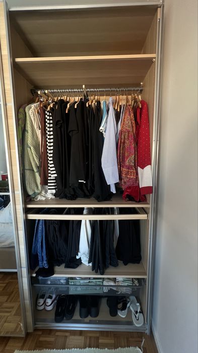 Roupeiro + porta joias Ikea