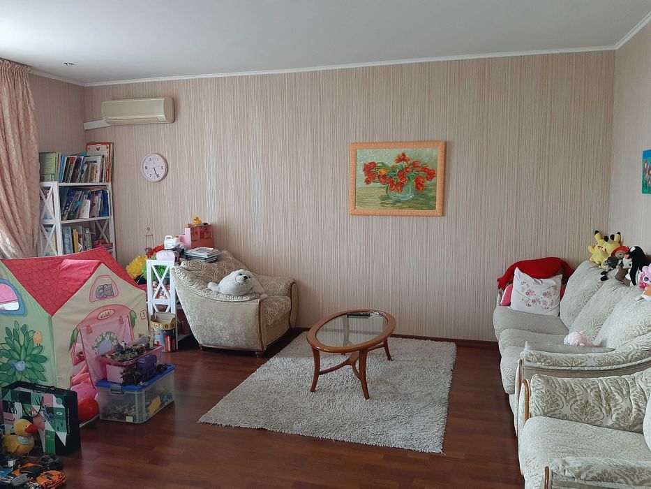 Продаж 3-кімнатної квартири на Печерську!