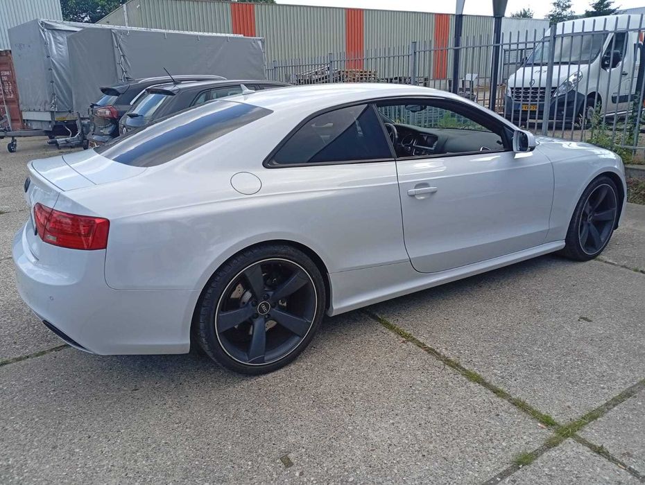 This is a rare find Audi RS 5 580HP
