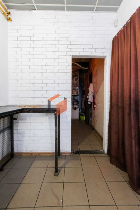 Здається в оренду торгове комерційне приміщення прохідна локація Луцьк