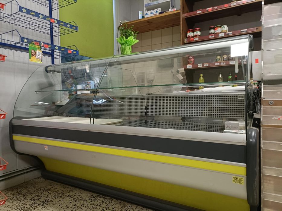 Lada sklepowa lodowka