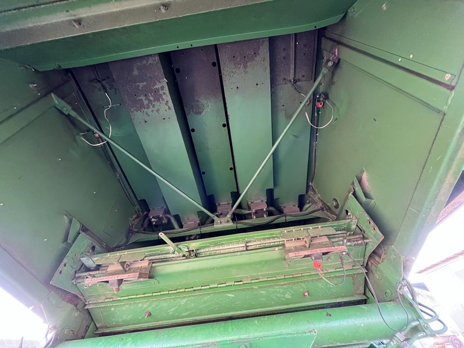 Зернозбиральний комбайн Джон дір 1075