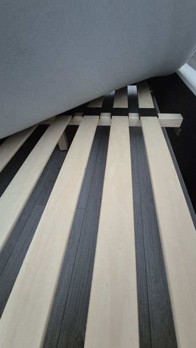 Sprzedam ramę łóżka 160 × 200 cm