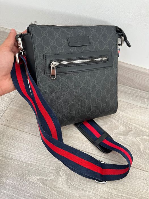 Bolsa Gucci preta