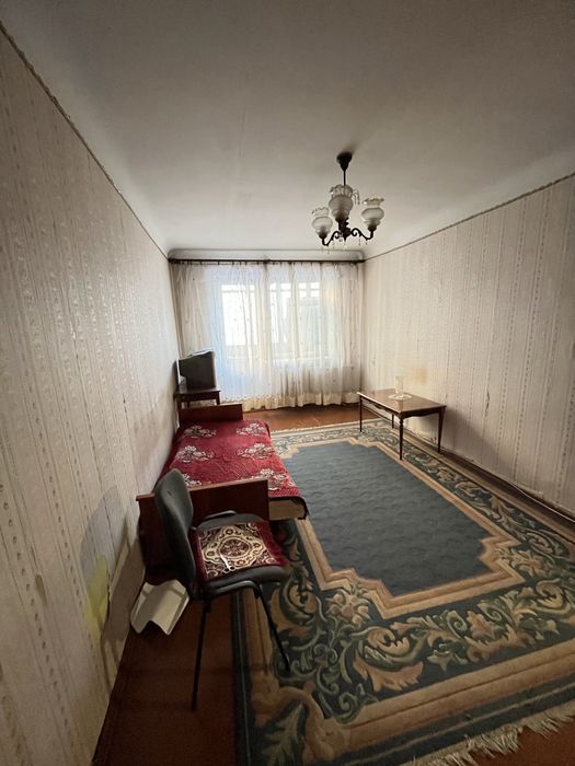 Здам в оренду 3 кімнатну квартиру по вул. Степана Бандери