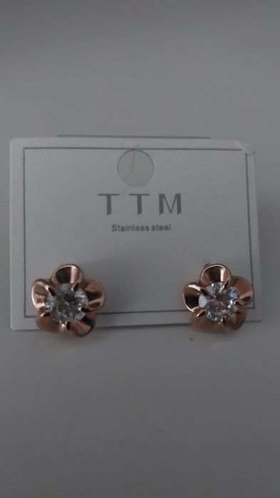 Kolczyki kwiatki na sztyft