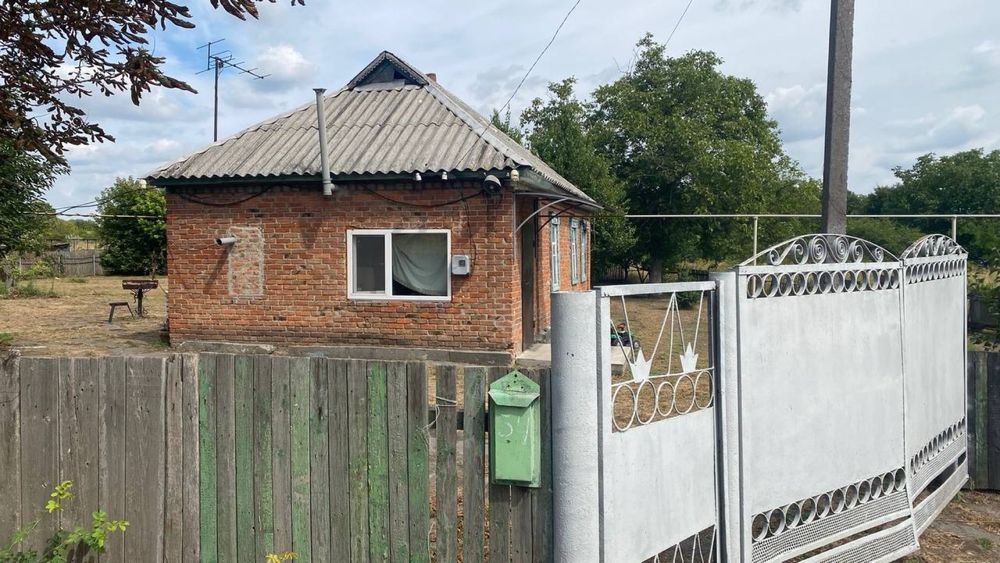 Продаж будинку в с. Рокитне