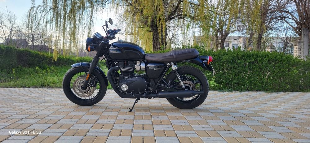 Triuph Bonneville
