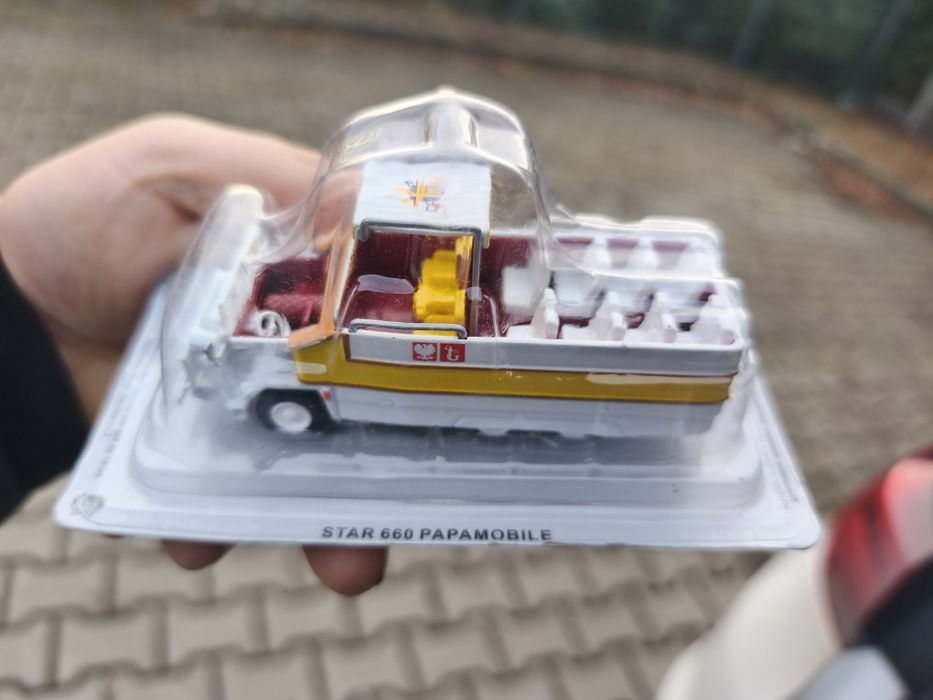 Star 660 Papamobile - Kultowe auta PRL-u, skala 1:72, DeAgostini, NOWY
